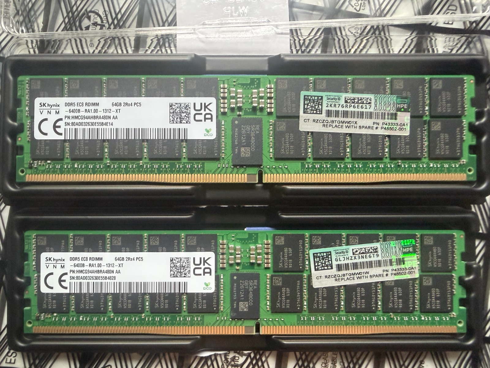 2 PC5 64GB HPE P48502-001 P43333-0A1 HPE 64GB 2Rx4 DDR5 PC5-4800 RDIMM Smrt Mem
