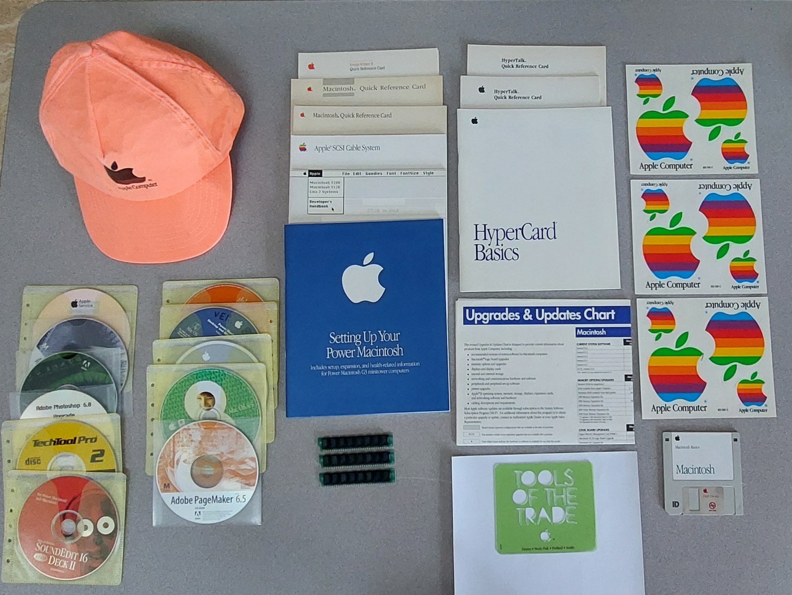 Assorted Vintage Lot of Apple Macintosh items Assorted Vintage Lot of Apple Macintosh items