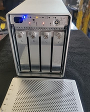 OWC Mercury Elite-AL Pro Qx2 4-Bay RAID Enclosure + eSATA 1394 -USB 2.0 (8TB) picture