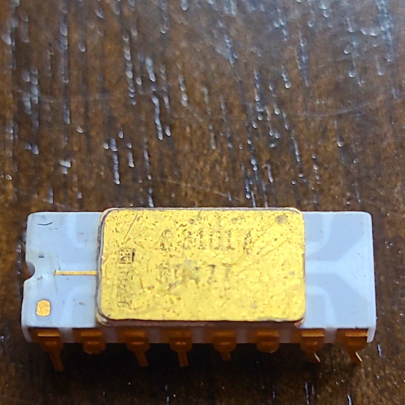 Intel C3101 gray trace vintage collectable chip  ALL LEGS INTACT (BO)