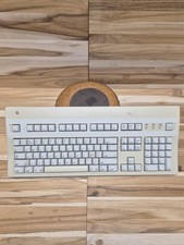 Vintage Apple Extended Keyboard II M3501 Mechanical ADB - Tested & Working picture