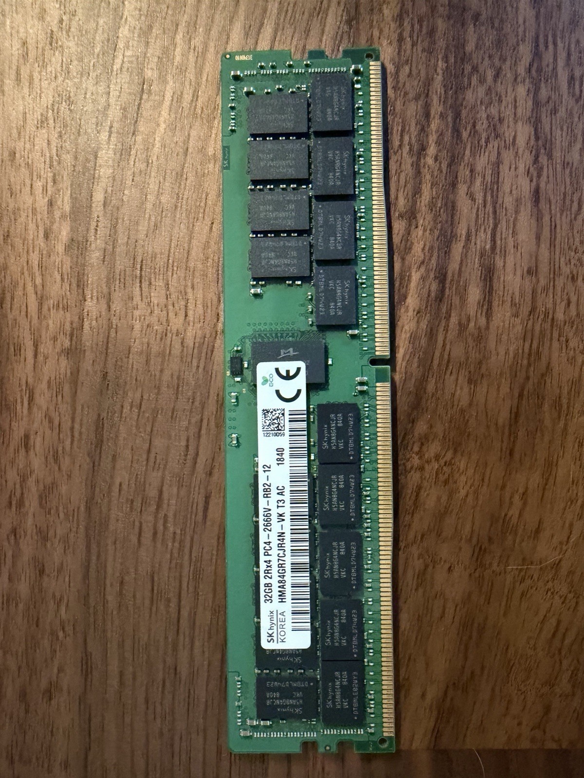 SK hynix 32GB DDR4 SDRAM PC4-2666V HMA84GR7CJR4N-VK