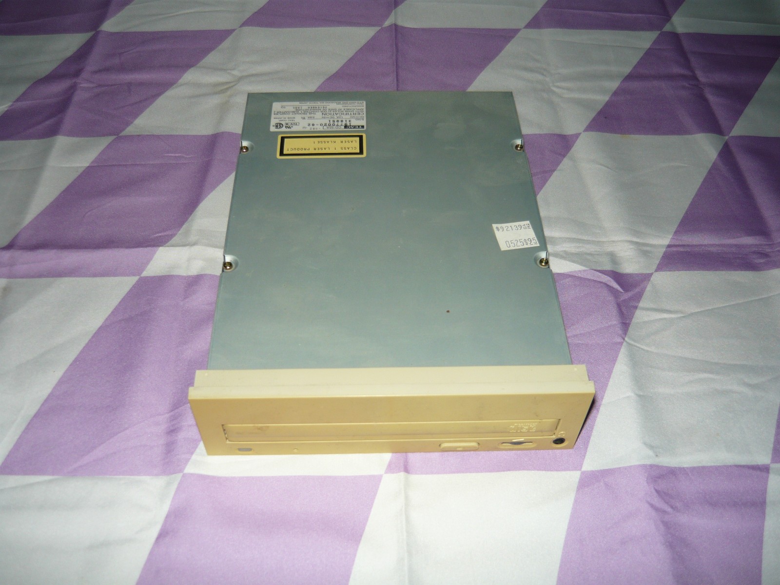 Vintage Teac CD-55A IDE CD-ROM Optical Drive Used Vintage Teac CD-55A IDE CD-ROM Optical Drive Used