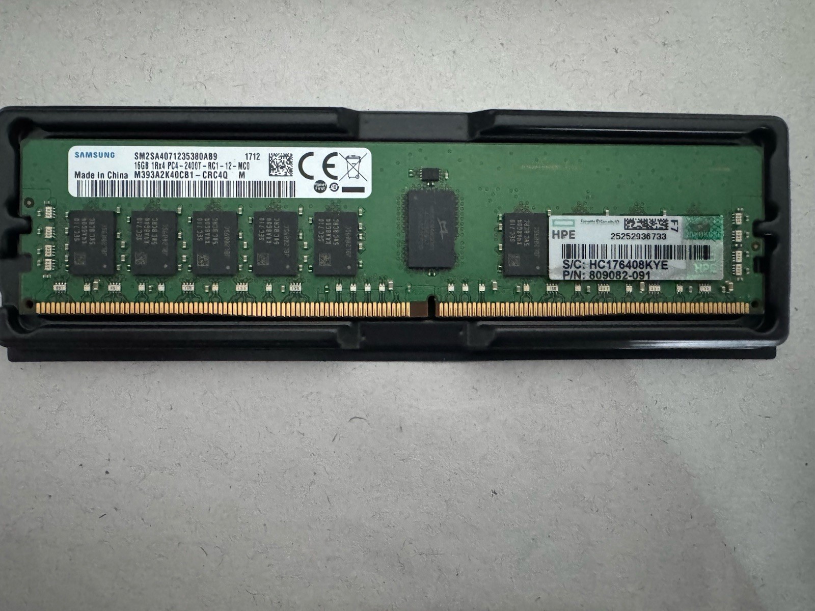 Samsung 64GB 4x16GB DDR4-2400 ECC RDIMM M393A2K40CB1-CRC4Q HPE Server RAM