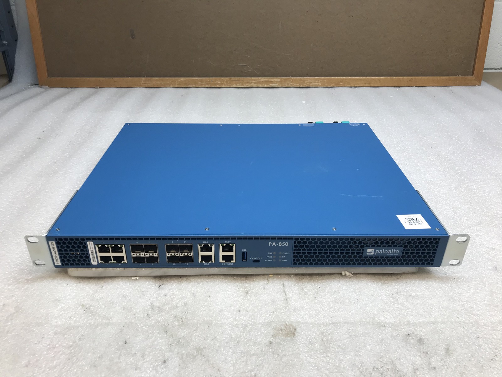 Palo Alto Networks PA-850 12-Port 1U Rackmount Firewall Security Appliance Palo Alto Networks PA-850 12-Port 1U Rackmount Firewall Security Appliance