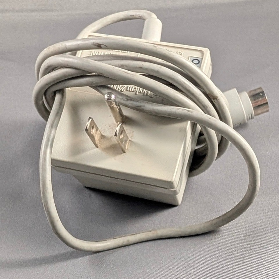Vintage Apple Modem 2400 G5433 AC Adapter Power Supply 590-0608-A Untested Vintage Apple Modem 2400 G5433 AC Adapter Power Supply 590-0608-A Untested