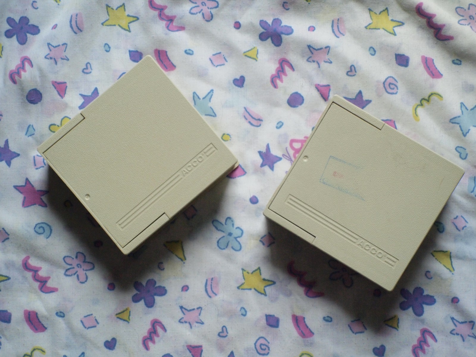 2x ACCO Vintage 10 Floppy Disk Holder Plastic 3.5
