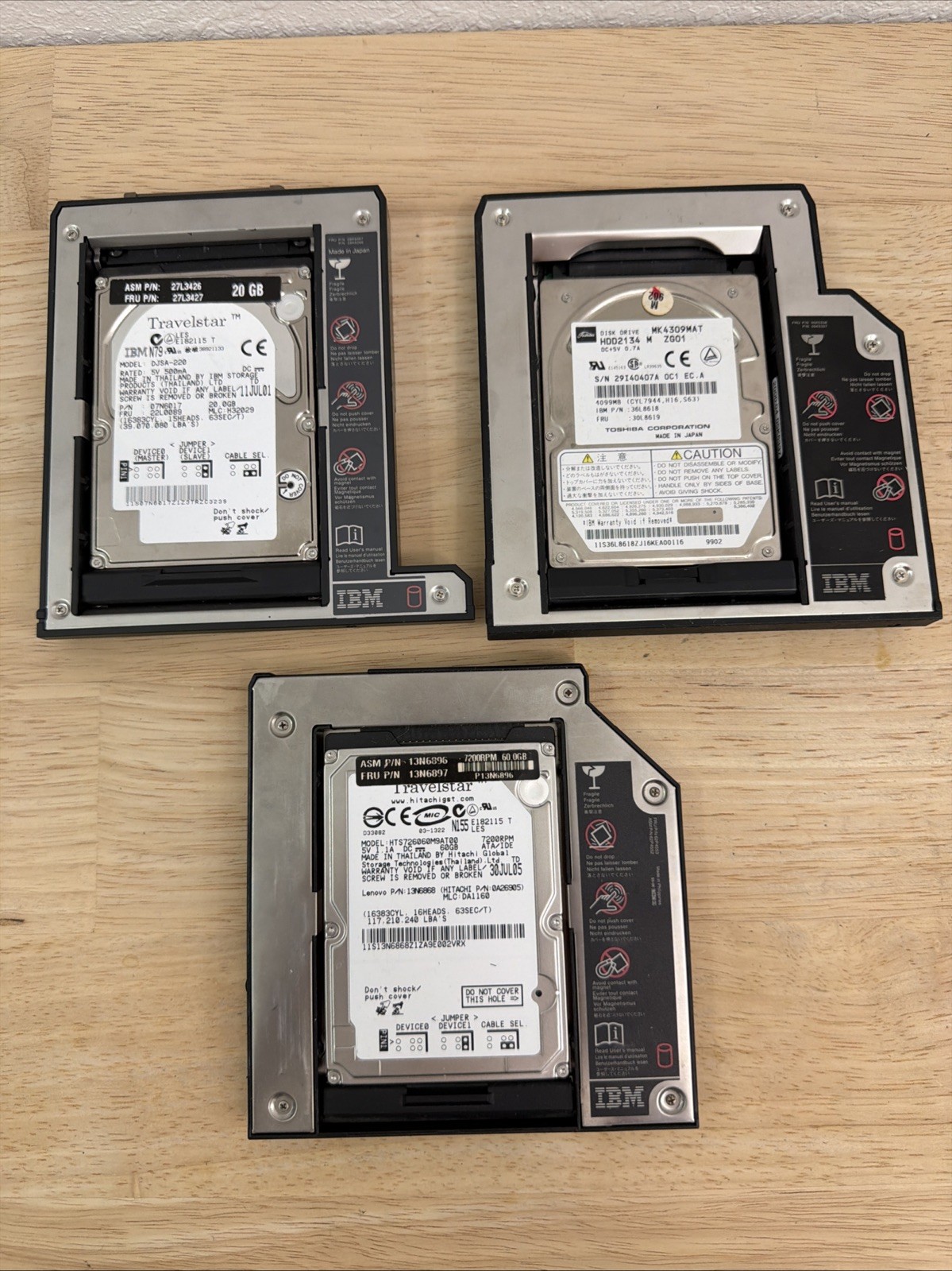 IBM ThinkPad UltraBay Hard Drive Lot 3 OEM HDD Caddies 20GB 40GB & 60GB Drives IBM ThinkPad UltraBay Hard Drive Lot 3 OEM HDD Caddies 20GB 40GB & 60GB Drives