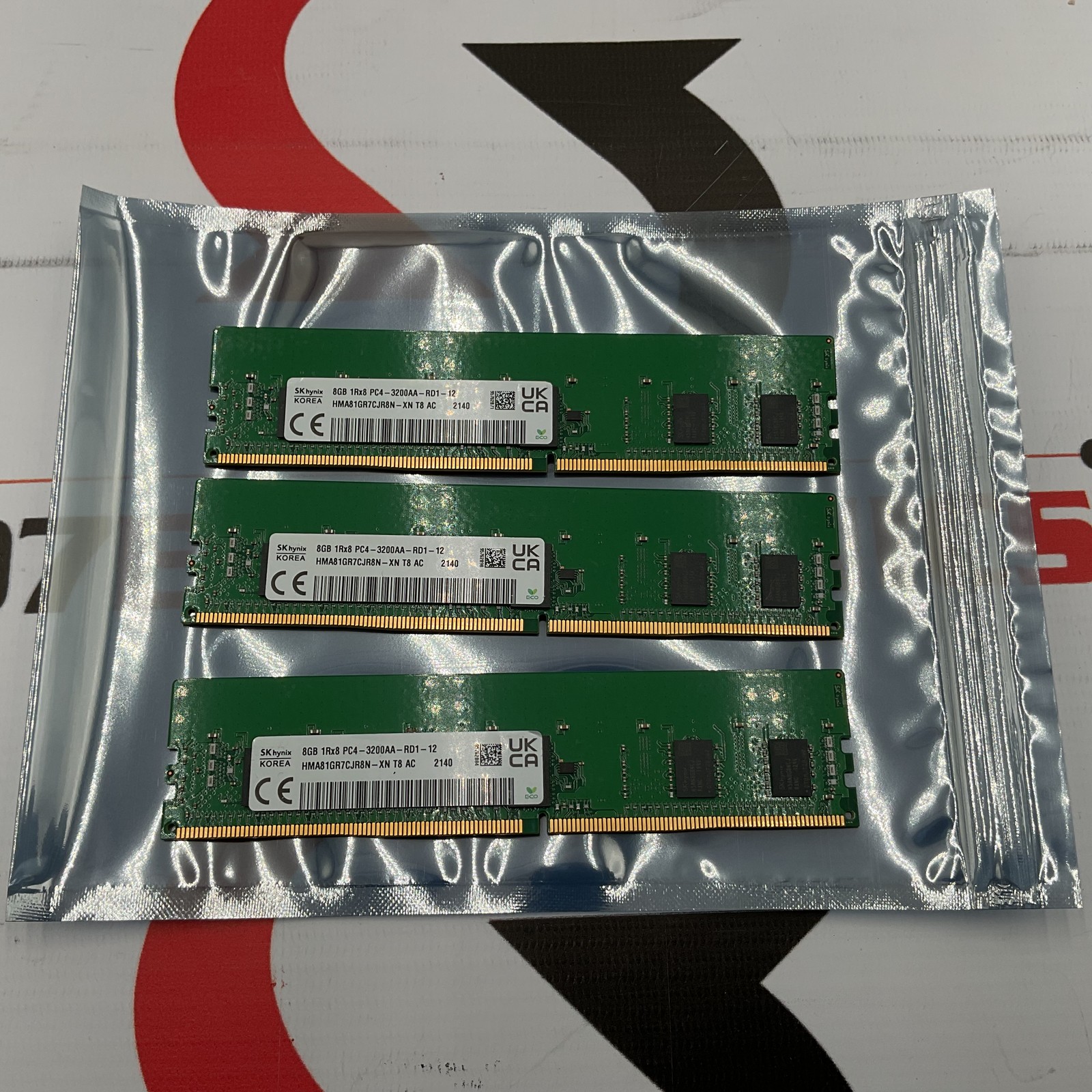 3 x SKHynix 8GB  1Rx8 PC4-3200AA ECC Server RAM Memory HMA81GR7CJR8N-XN