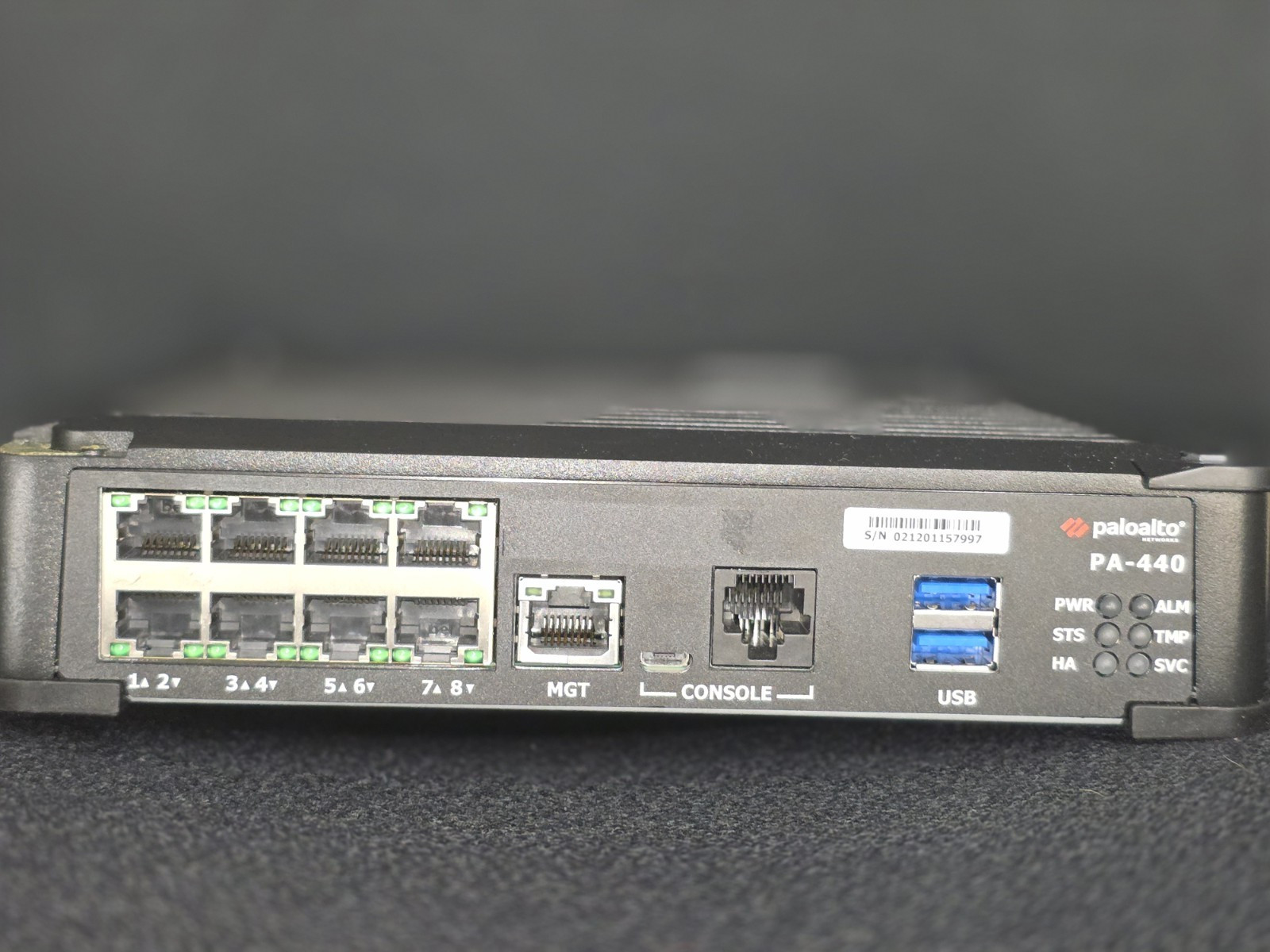 Palo Alto PA-440 Next Generation Firewall 8 x 1GE Ports W/ Power Adaptor Palo Alto PA-440 Next Generation Firewall 8 x 1GE Ports W/ Power Adaptor