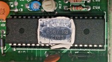 MOS 6567R8 VIC II VIC-II Video Chip Commodore 64 Tested Working NTSC picture