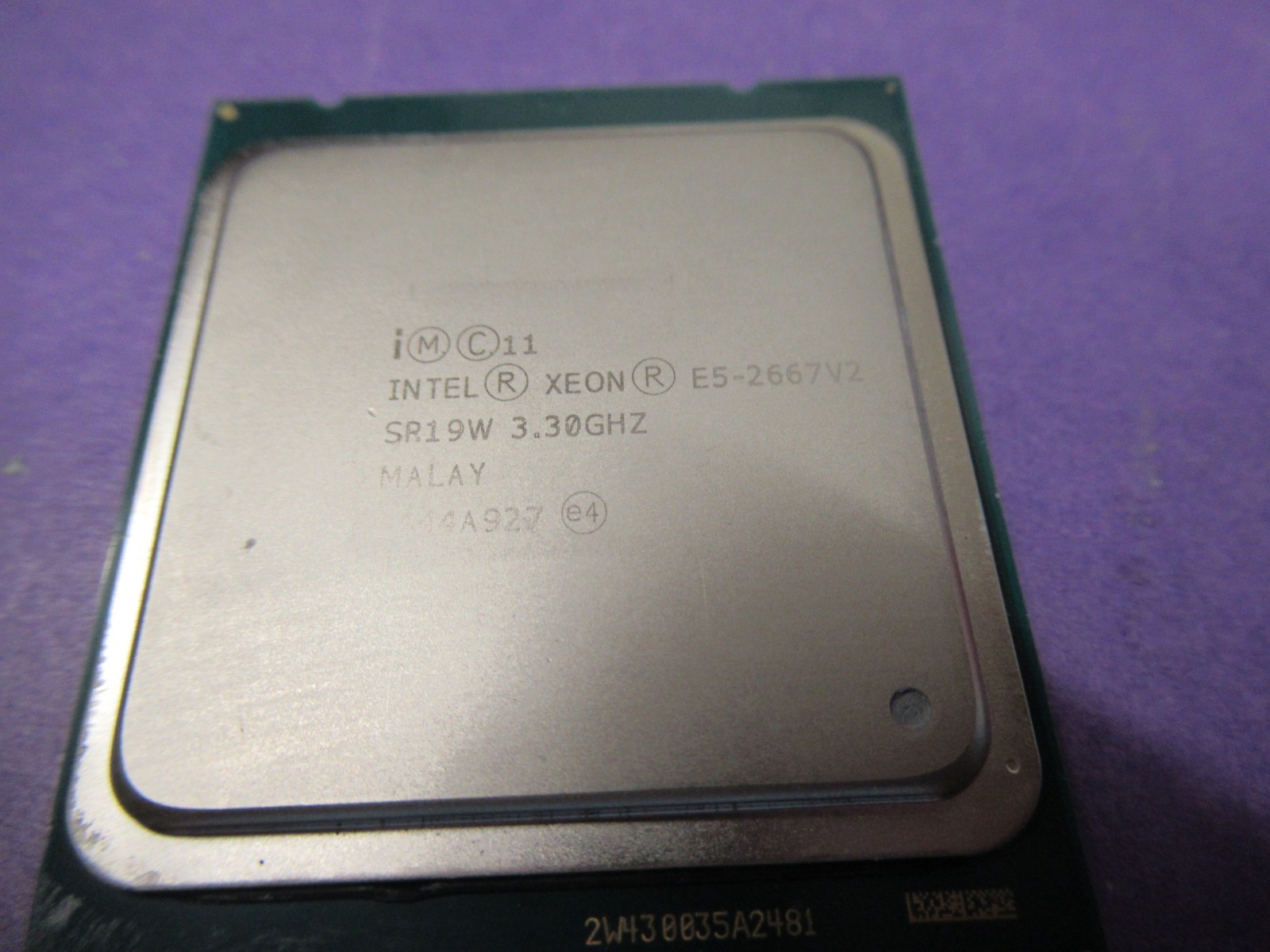 Intel Xeon E5 - 2667V2 / SR19W 3.30GHz 25MB 8-Core CPU Socket LGA2011 Intel Xeon E5 - 2667V2 / SR19W 3.30GHz 25MB 8-Core CPU Socket LGA2011