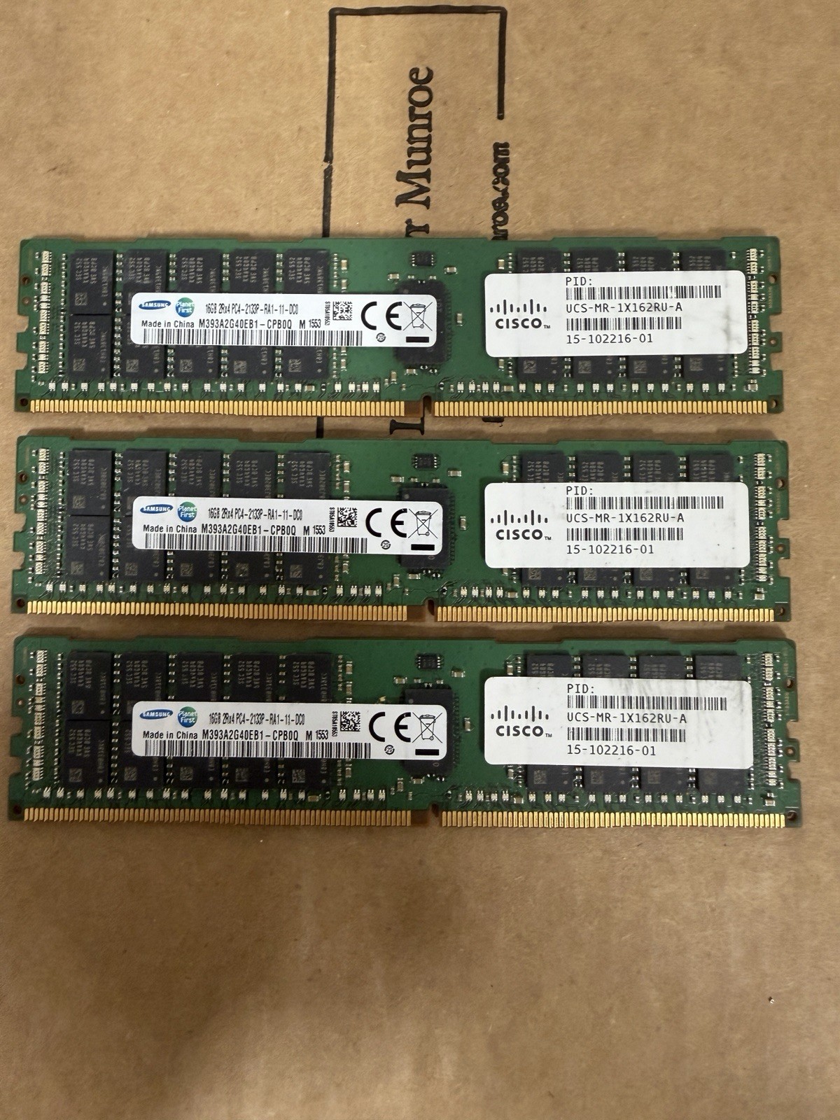 Lot of 3 - 16GB Samsung DDR4-2133 RDIMM ECC Server Memory M393A2G40EB1-CPB0Q