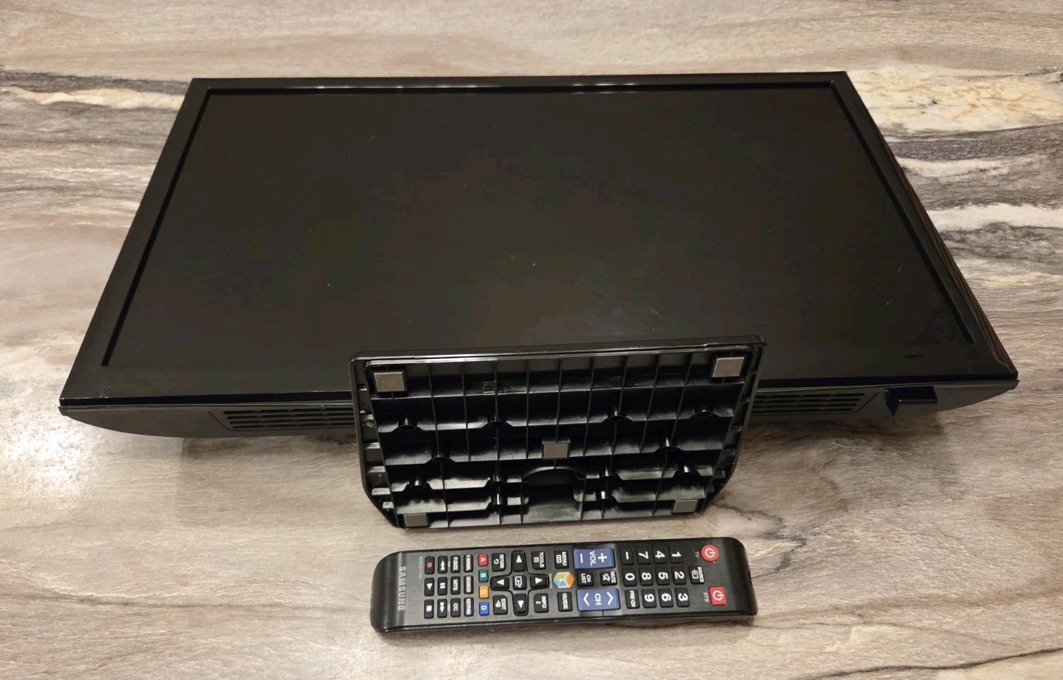 Samsung UN24H4500 24\