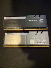 G.SKILL Trident Z RGB 32GB 2x16GB DDR4-3200 CL16 RAM F4-3200C16S-16GTZR picture