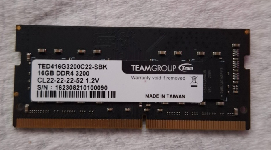 Team Group TED416G3200C22-SBK 16GB DDR4 3200 Desktop Memory Team Group TED416G3200C22-SBK 16GB DDR4 3200 Desktop Memory