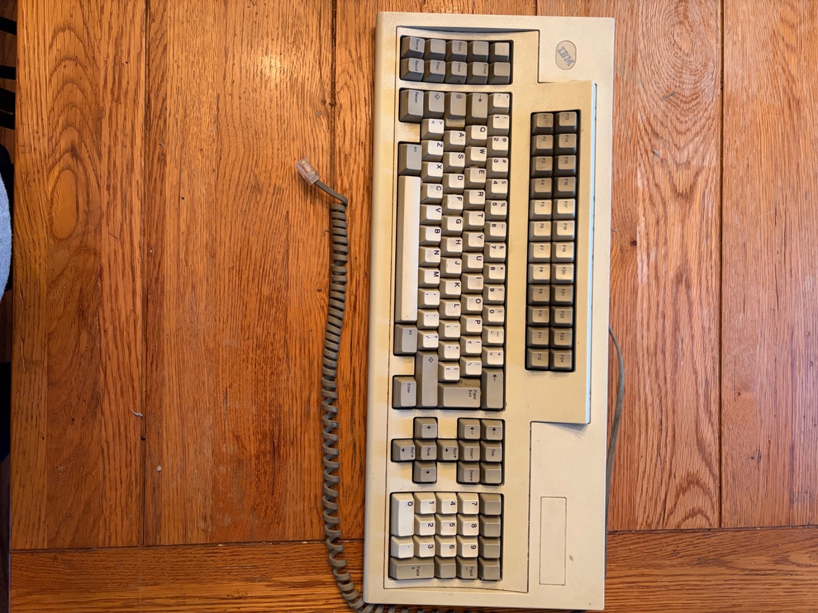 Vintage IBM  PN  1394167 October 1996 Mechanical  Keyboard Computer Sept/ 1994