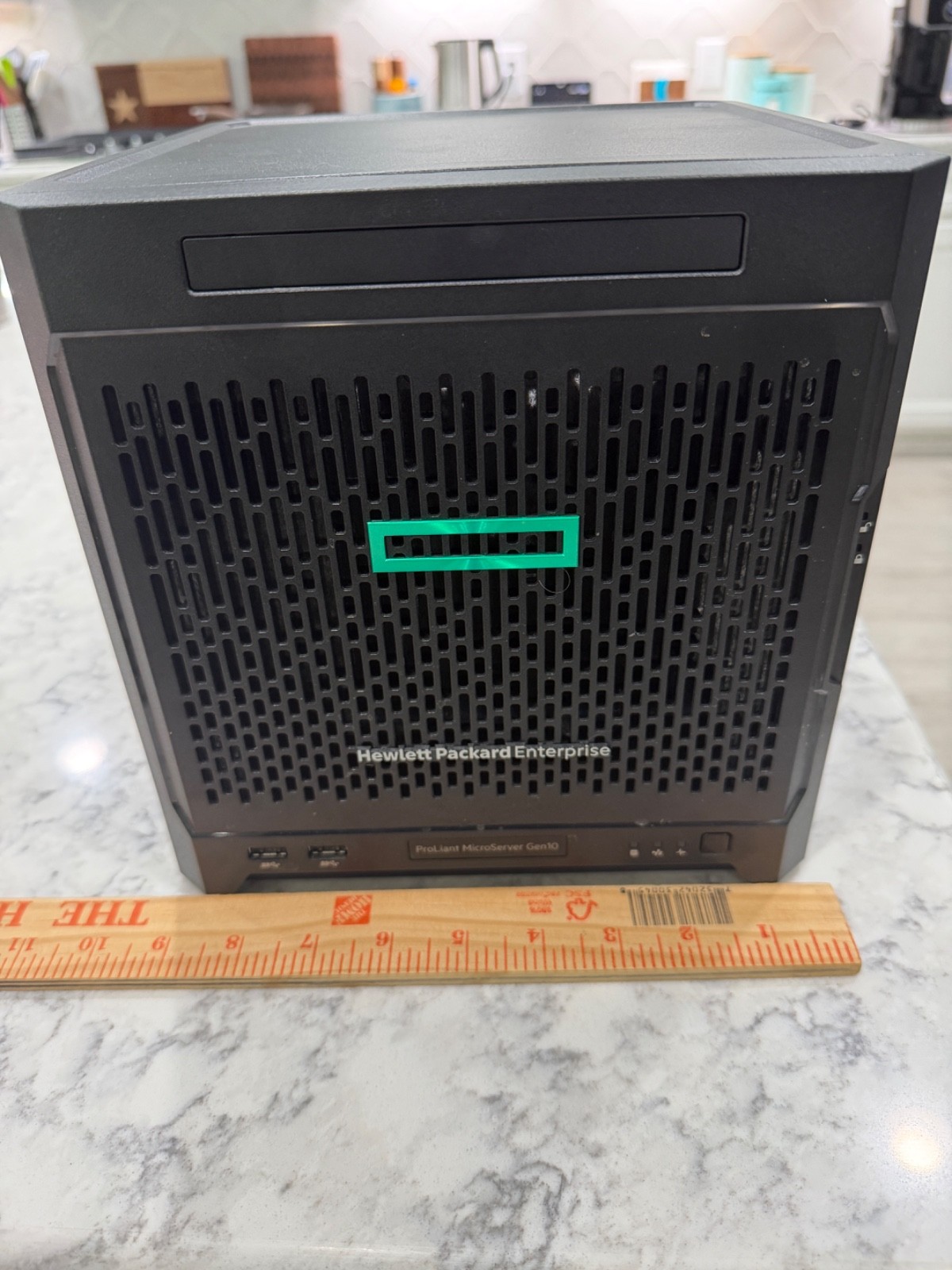HPE ProLiant MicroServer Gen 10 - Opteron x3421 - 16GB DDR4 - 120GB SATA SSD