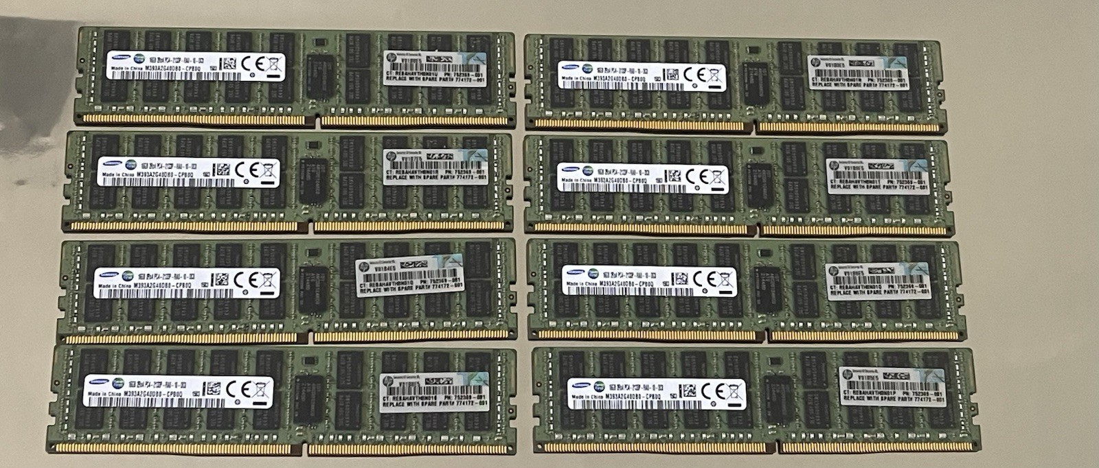 Qty.8 Samsung 16GB 2RX4 Pc4 2133P M393A2G40DB0-CPB0Q Ram Memory Qty.8 Samsung 16GB 2RX4 Pc4 2133P M393A2G40DB0-CPB0Q Ram Memory
