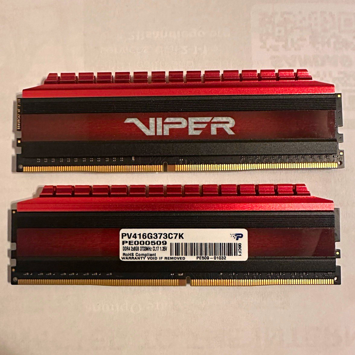 Patriot Viper 16GB (2x8GB) DDR4 3733MHz 288-Pin DIMM RAM PV416G373C7K - EUC