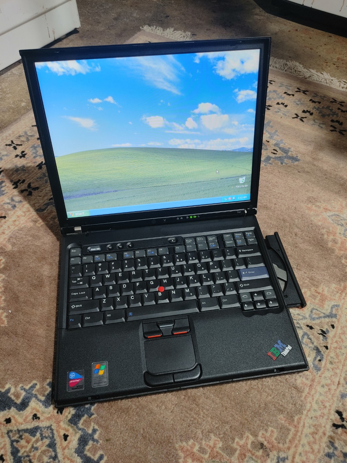 Vintage IBM ThinkPad T41 Laptop Pentium M 1.60GHz, 1GB RAM, 40GB HDD, Win XP Vintage IBM ThinkPad T41 Laptop Pentium M 1.60GHz, 1GB RAM, 40GB HDD, Win XP
