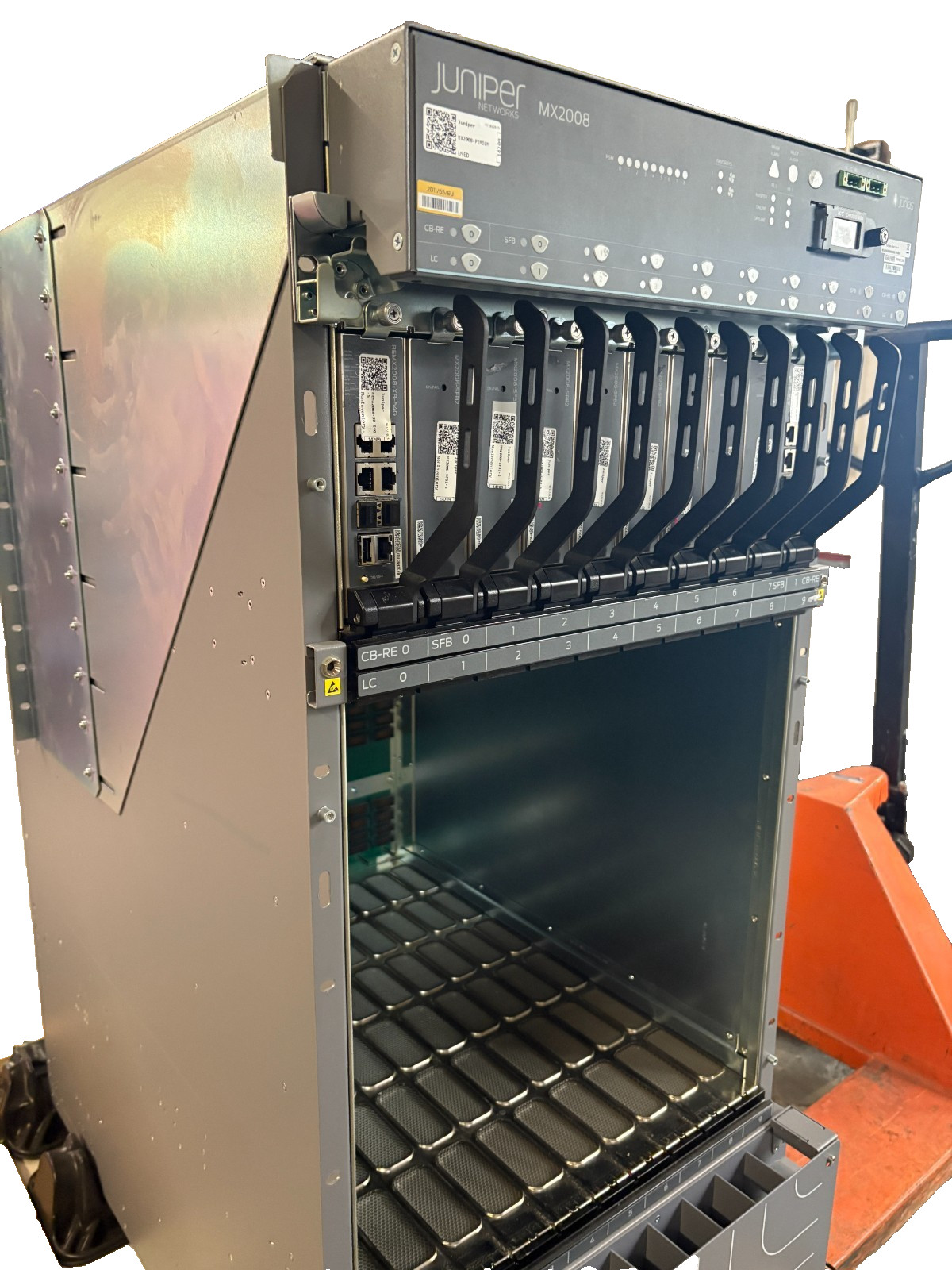Juniper MX2008-PREMIUM AC 1x MPC9E 2x MIC-MACSEC 2x REMX2008-X8-64G 1 Y Warranty Juniper MX2008-PREMIUM AC 1x MPC9E 2x MIC-MACSEC 2x REMX2008-X8-64G 1 Y Warranty