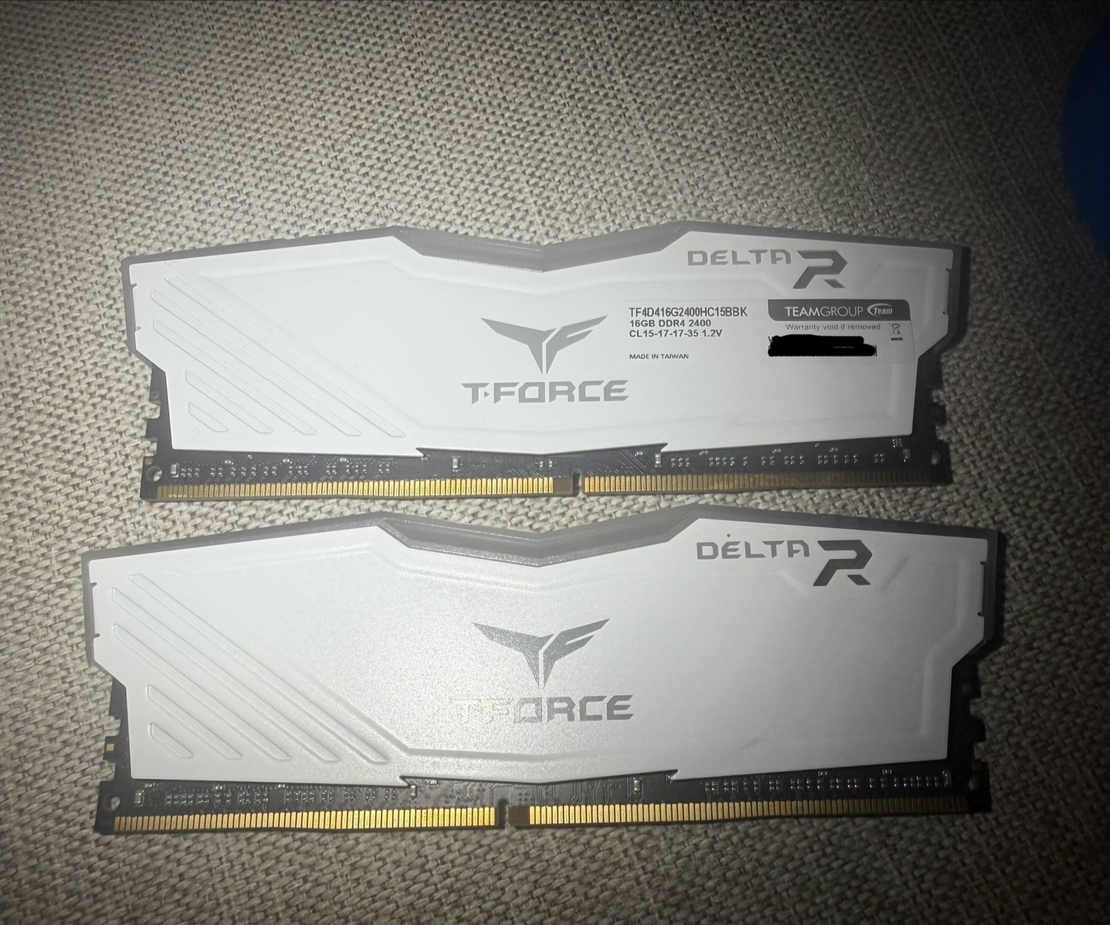 TEAMGROUP T-Force Delta R 16GB (2x16GB) DDR4-2400 PC4-19200 DIMM RAM