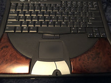 DELL INSPIREON 8200 VINTAGE LAPTOP picture