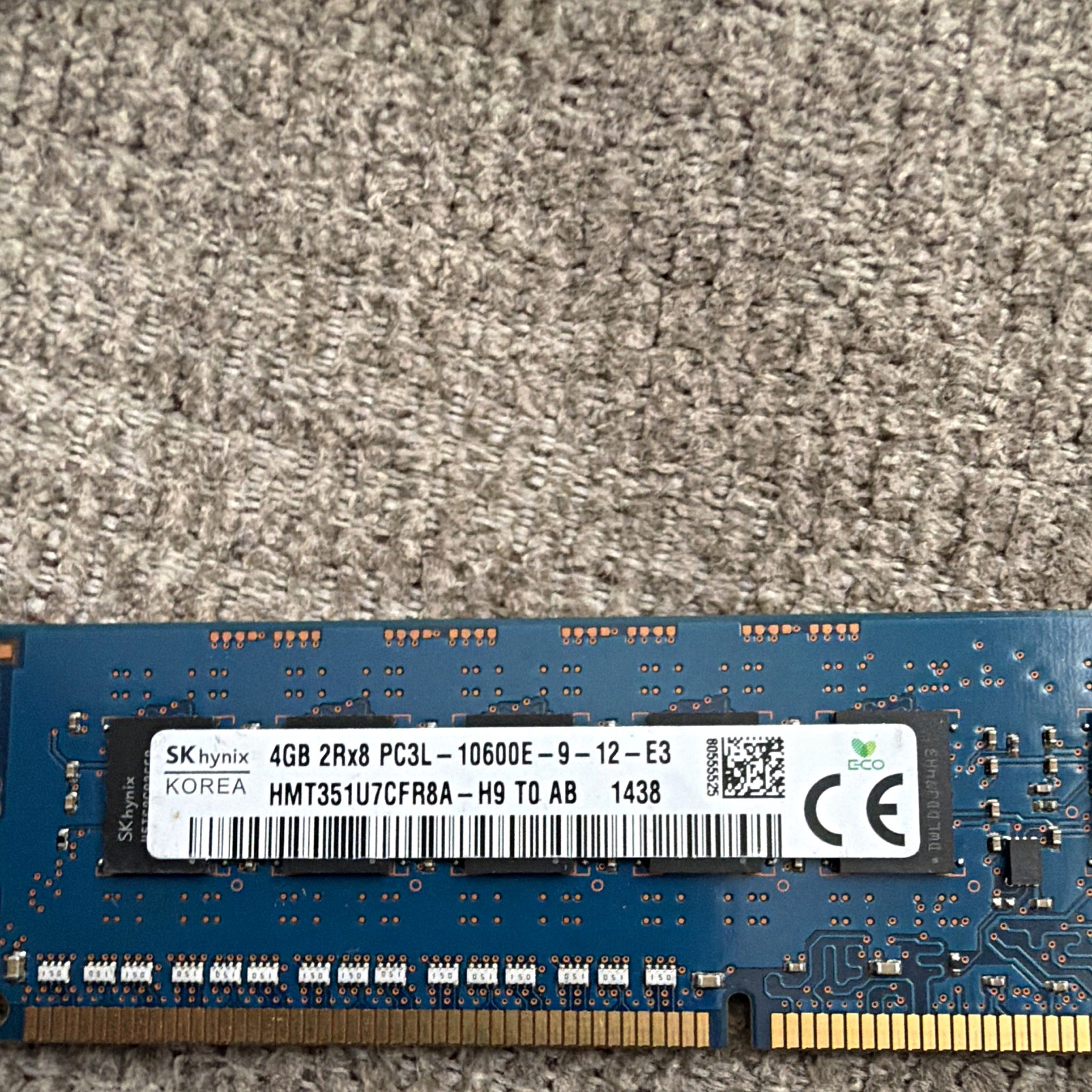 SK hynix 4GB DDR3 10600E SK hynix 4GB DDR3 10600E