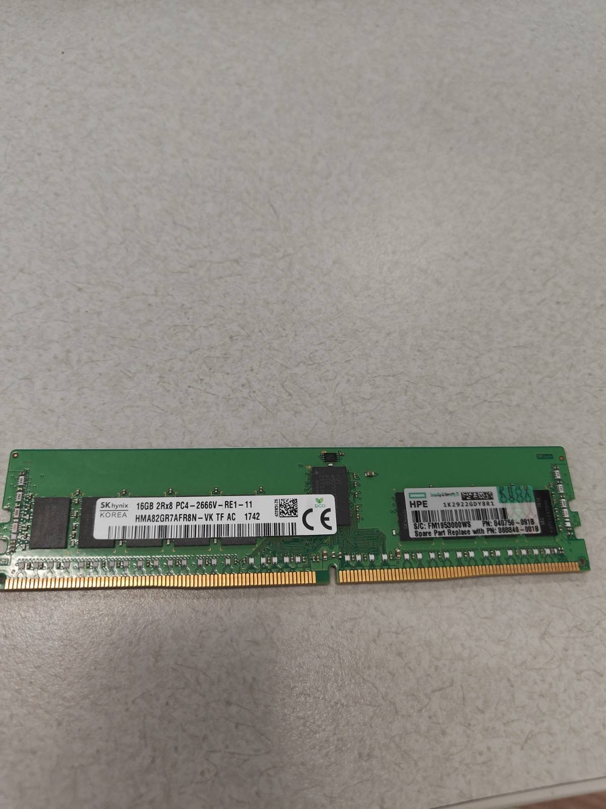 Hynix HMA82GR7AFR8N-VK 16GB DDR4-2666 SDRAM Memory Module