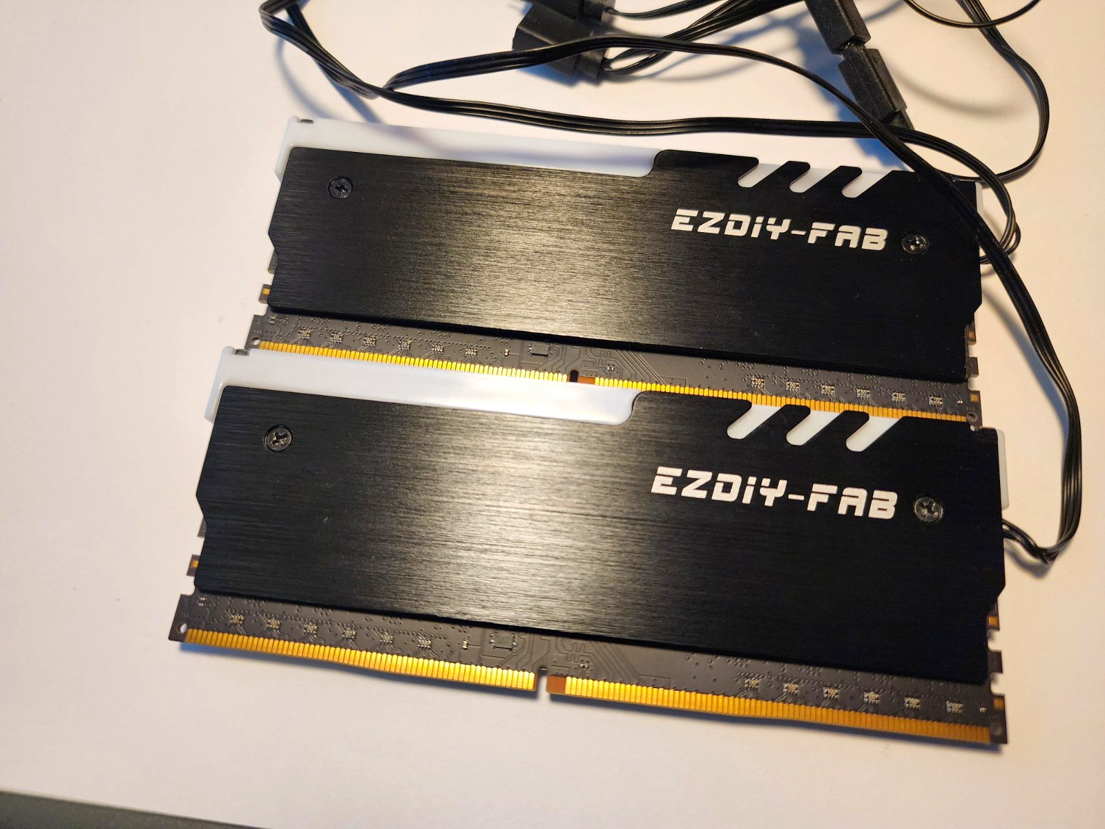 32GB (2X16GB) 3200mhz DDR4 RAM With EZDIY-FAB ARGB Heatspreaders