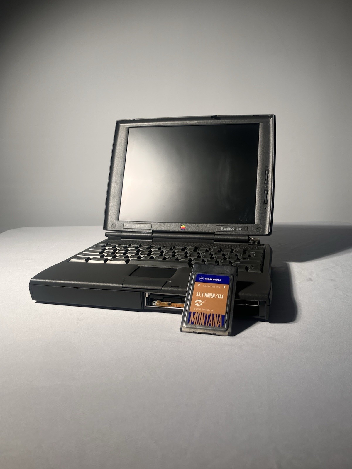 Apple PowerBook 1400c Vintage Macintosh Laptop Untested No Power Cord & Modem Apple PowerBook 1400c Vintage Macintosh Laptop Untested No Power Cord & Modem