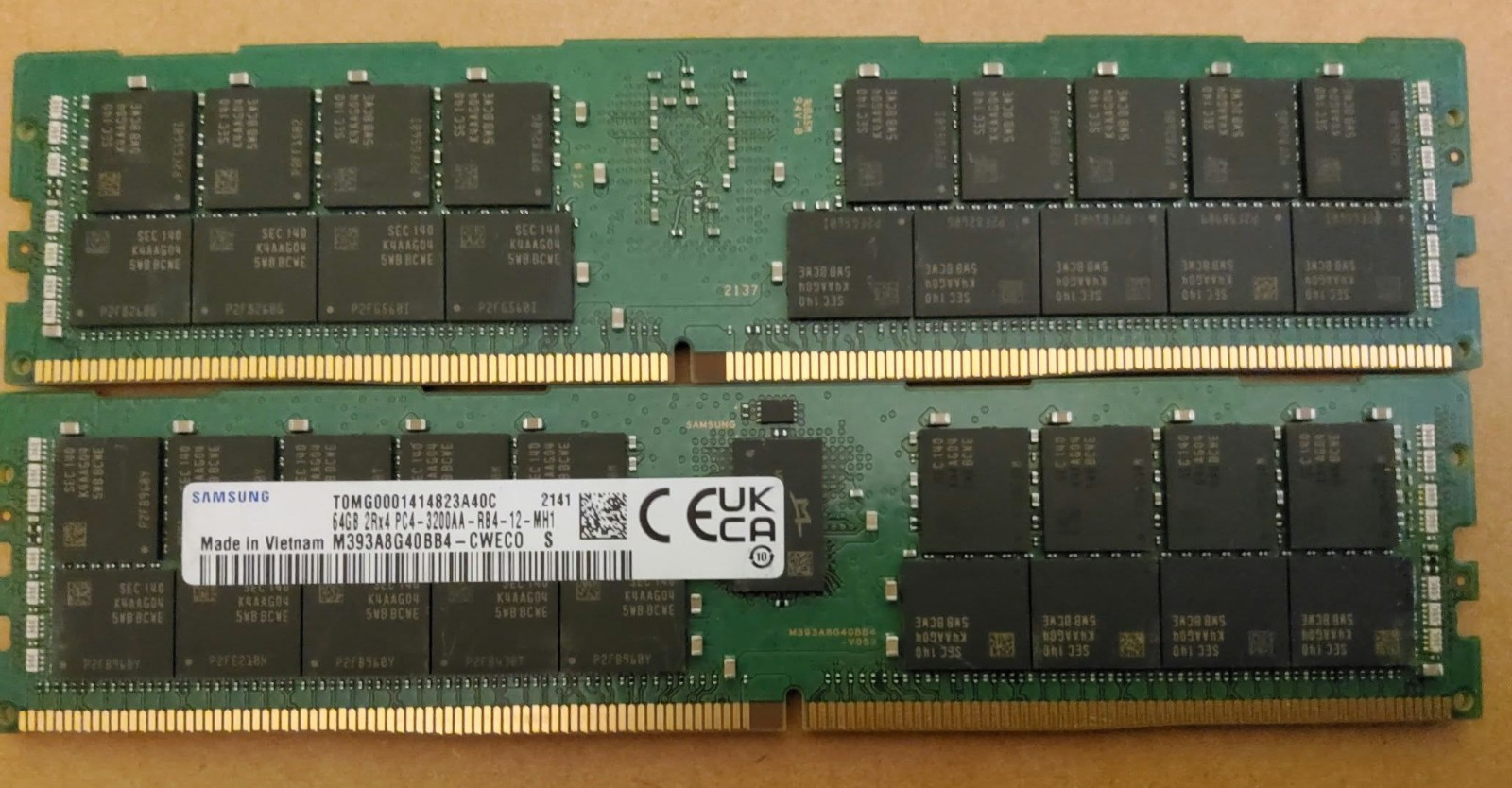 SAMSUNG 64GB 2Rx4 PC4-3200AA-RB4-12-MH1 DDR4 ECC RDIMM M393A8G40BB4-CWECO