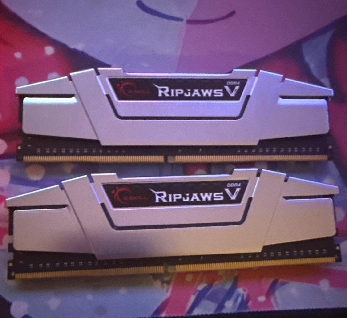 G.SKILL RipJaws V DDR4-3200 16GB (2x8GB) DIMM RAM