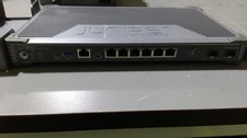 Juniper Networks SRX300 Rev: A Network Switch picture