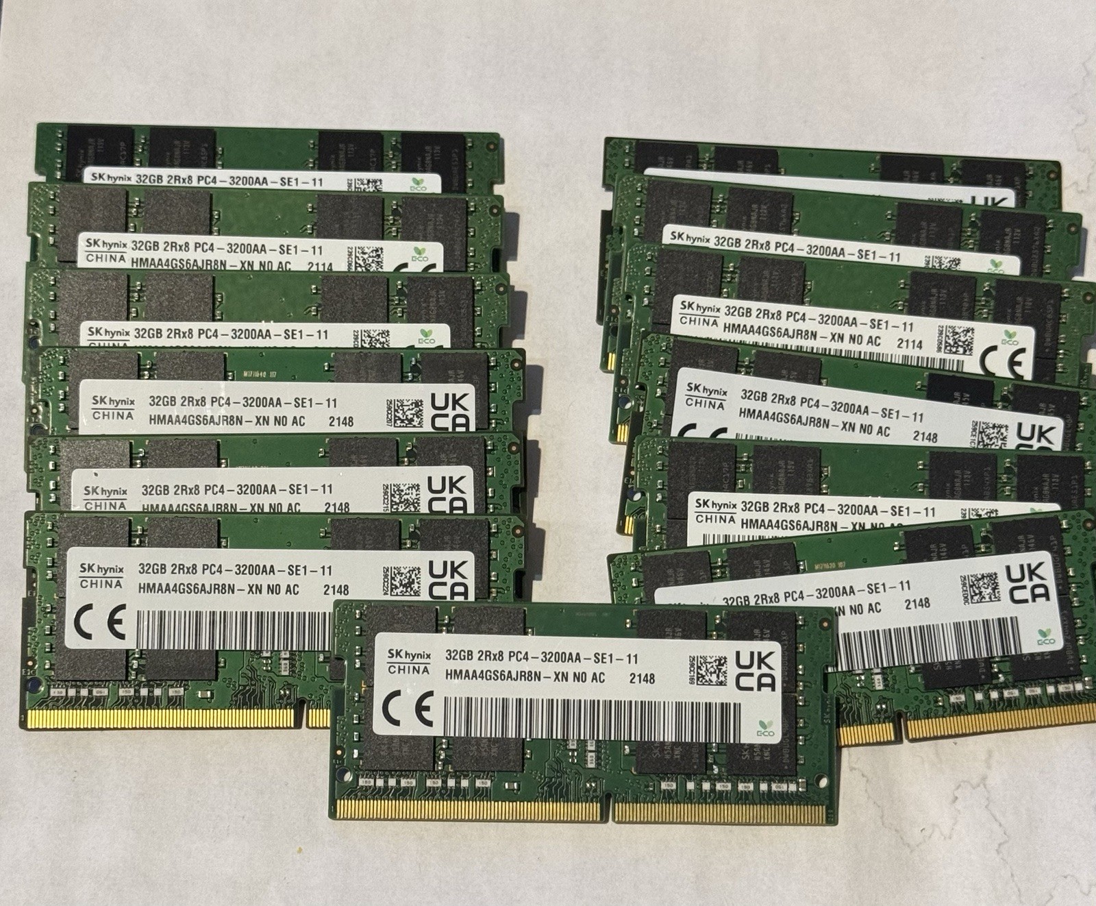 13 SK Hynix 32GB DDR4 3200 Laptop RAM (HMAA4GS6AJR8N-XN)