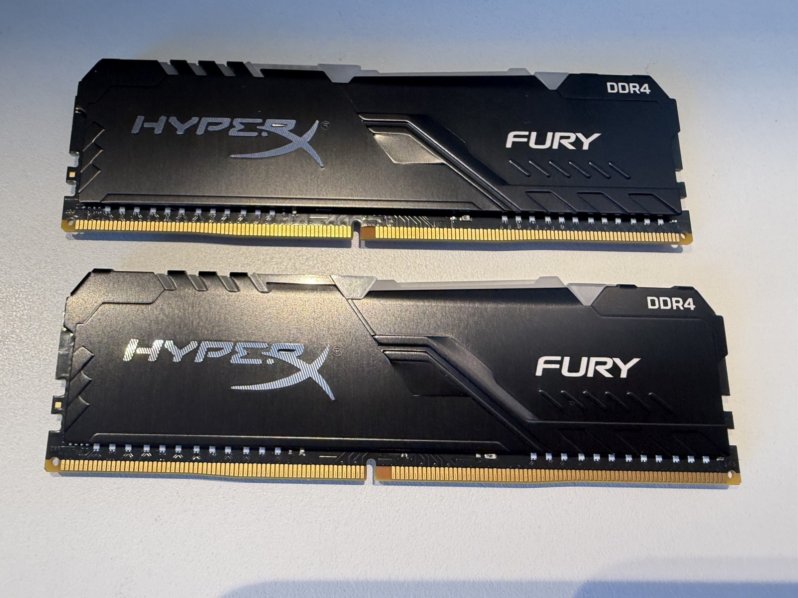 Kingston HyperX Fury RGB 16GB (2x8GB) DDR4 3200MHz Desktop RAM HX432C16FB3A/8 Kingston HyperX Fury RGB 16GB (2x8GB) DDR4 3200MHz Desktop RAM HX432C16FB3A/8