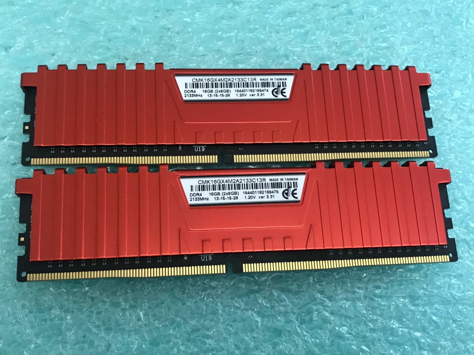 Corsair Vengeance LPX 16GB(2 x 8GB) CMK16GX4M2A2133C13R DDR4 2133MHz RAM - C1729