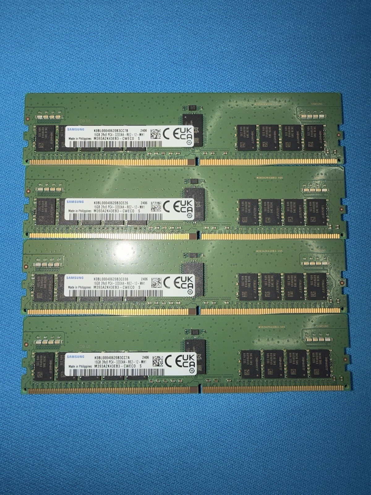 SAMSUNG 64GB 2RX8 PC4-3200 (16GB X 4)