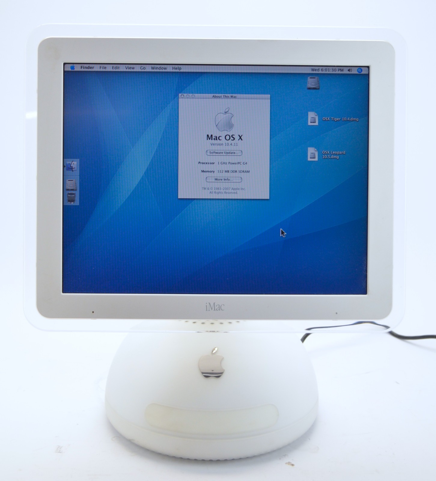 Vintage Apple iMac G4 17\ Vintage Apple iMac G4 17\