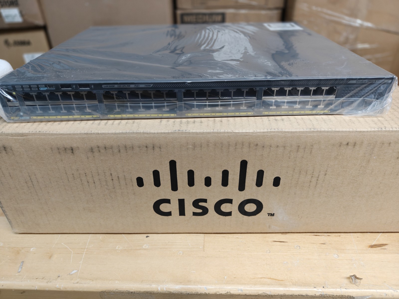 Cisco Catalyst 2960x (WS-C2960X-48FPD-L) 48 Port POE Rack Mount Switch Brand New Cisco Catalyst 2960x (WS-C2960X-48FPD-L) 48 Port POE Rack Mount Switch Brand New