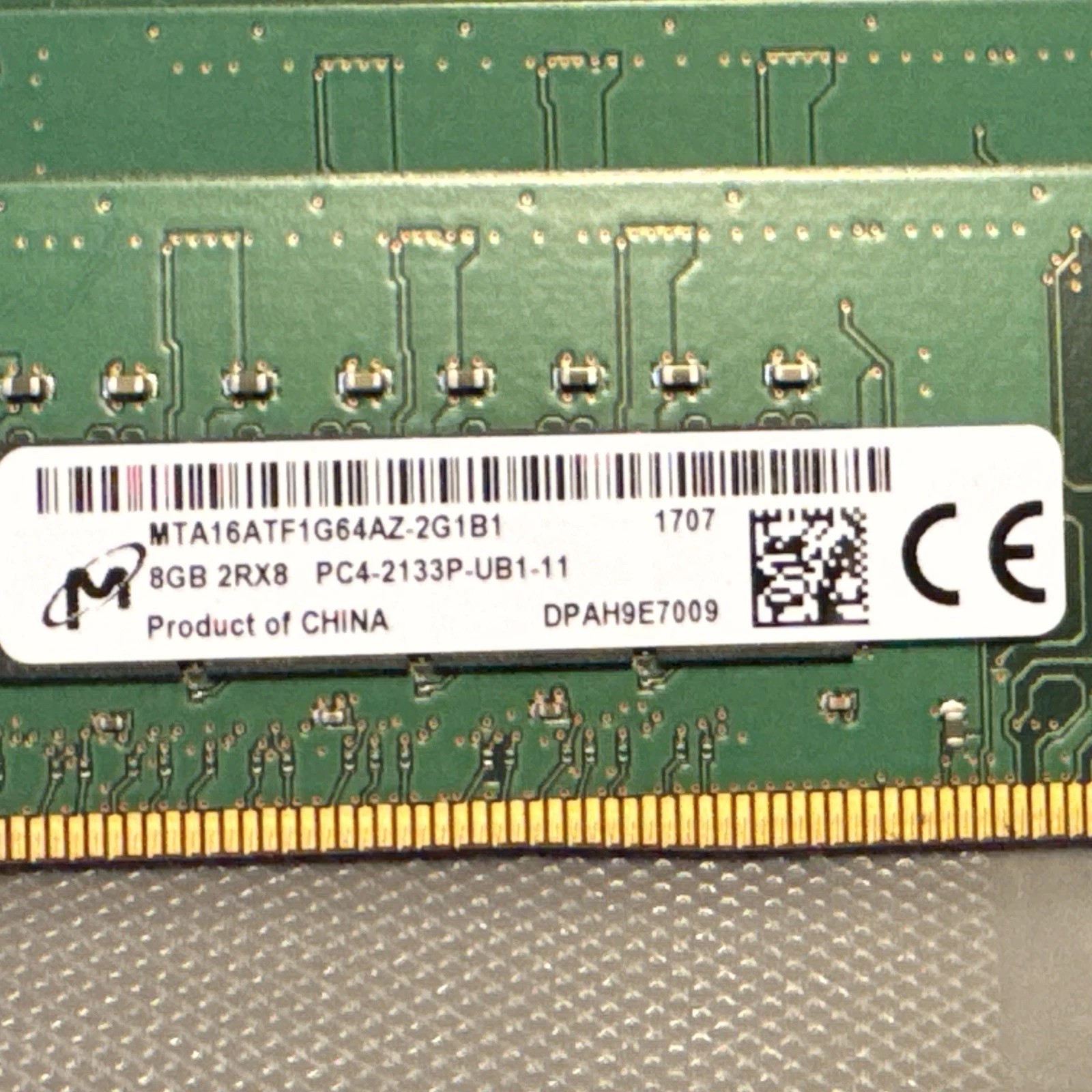 Micron 8GB DDR4-2133 PC4-17000 2Rx8 288-Pin UDIMM RAM MTA16ATF1G64AZ-2G1B1