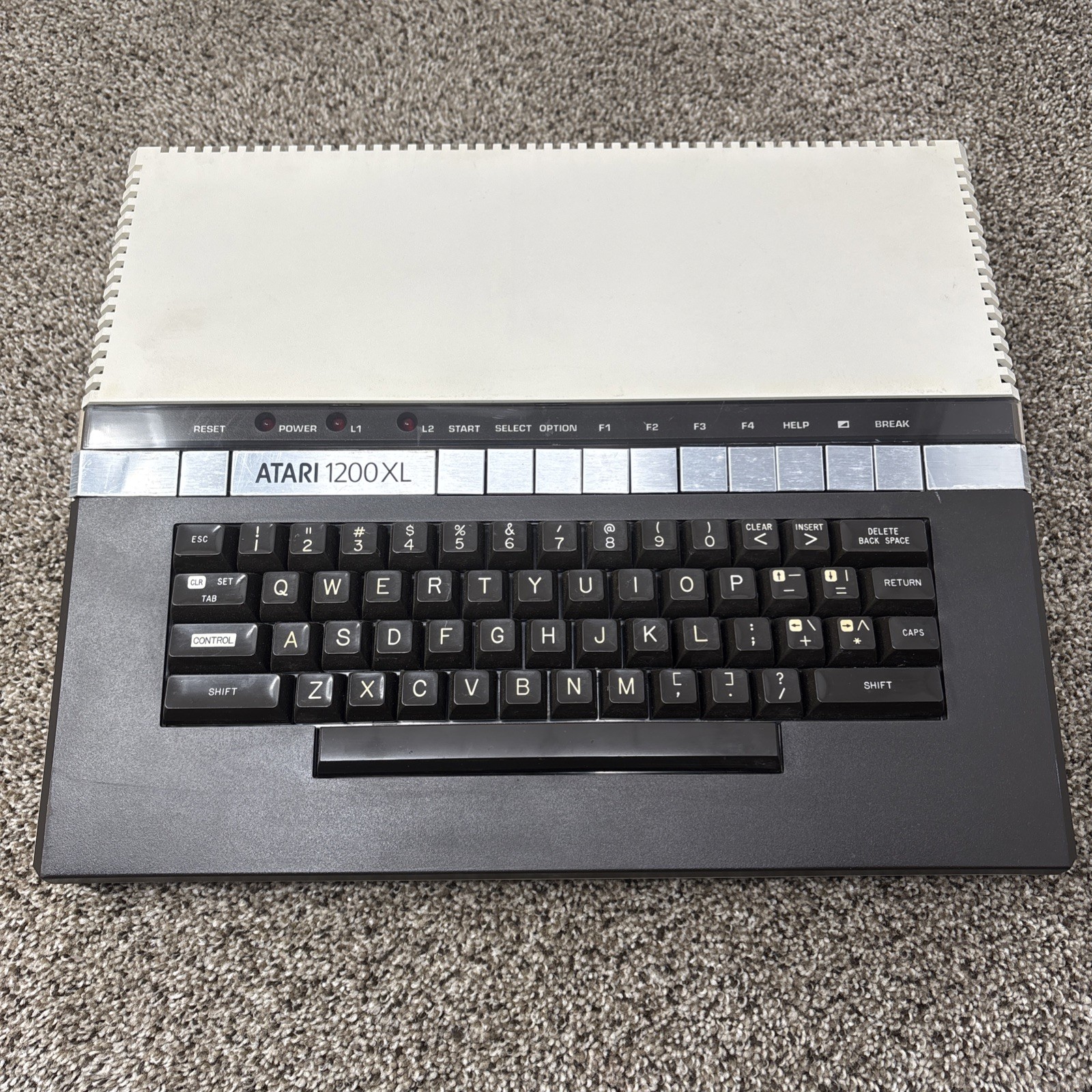 Atari 1200XL Computer Game Console Vintage Rare BAD KEYBOARD MYLAR
