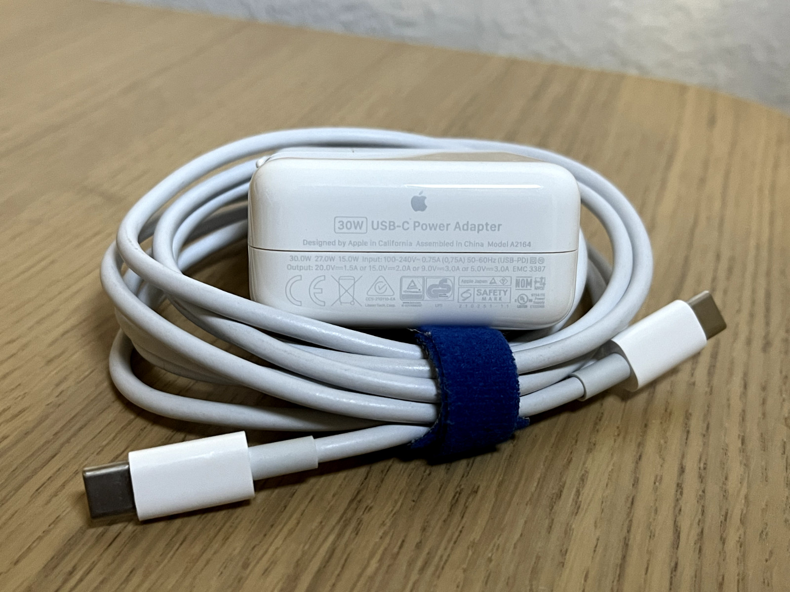 Genuine Apple OEM A2164 30W USB-C AC Power Adapter with USB-C Cable, Very Good Genuine Apple OEM A2164 30W USB-C AC Power Adapter with USB-C Cable, Very Good