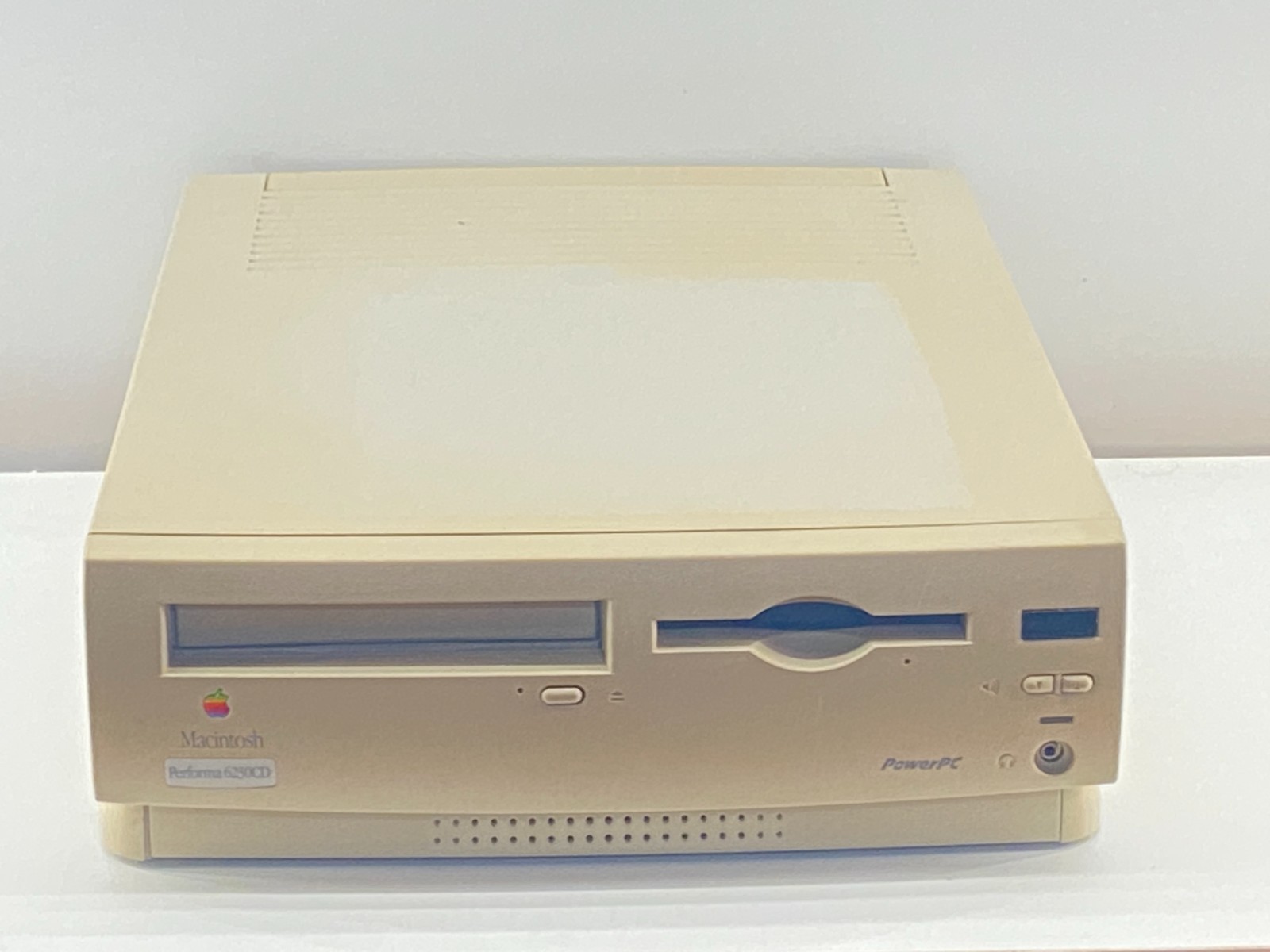 🖥️ Vintage Apple Macintosh Performa 6320CD (Model M3076) Desktop 🖥️ Vintage Apple Macintosh Performa 6320CD (Model M3076) Desktop