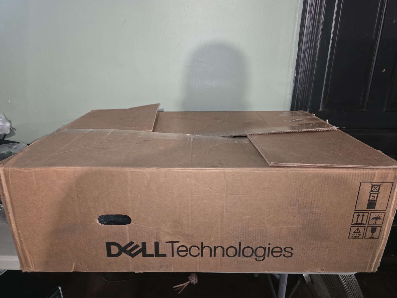 Dell PowerEdge R740 E38S001 Server E38S Dell PowerEdge R740 E38S001 Server E38S