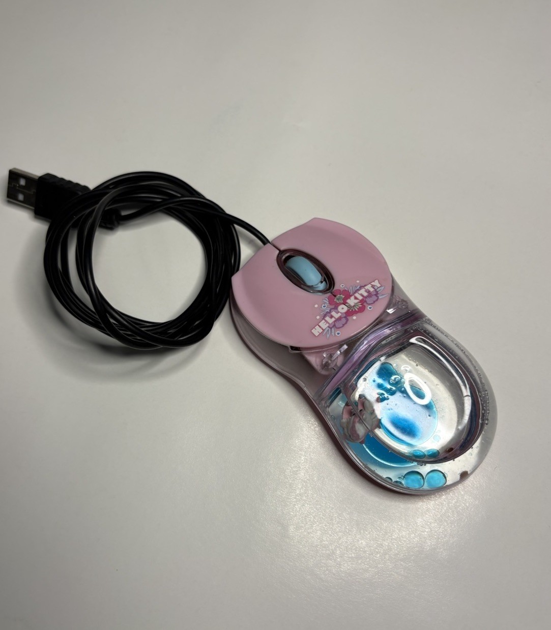 Sanrio Hello Kitty Computer Mouse USB Vintage Rare Liquid Aquarium, Works Sanrio Hello Kitty Computer Mouse USB Vintage Rare Liquid Aquarium, Works