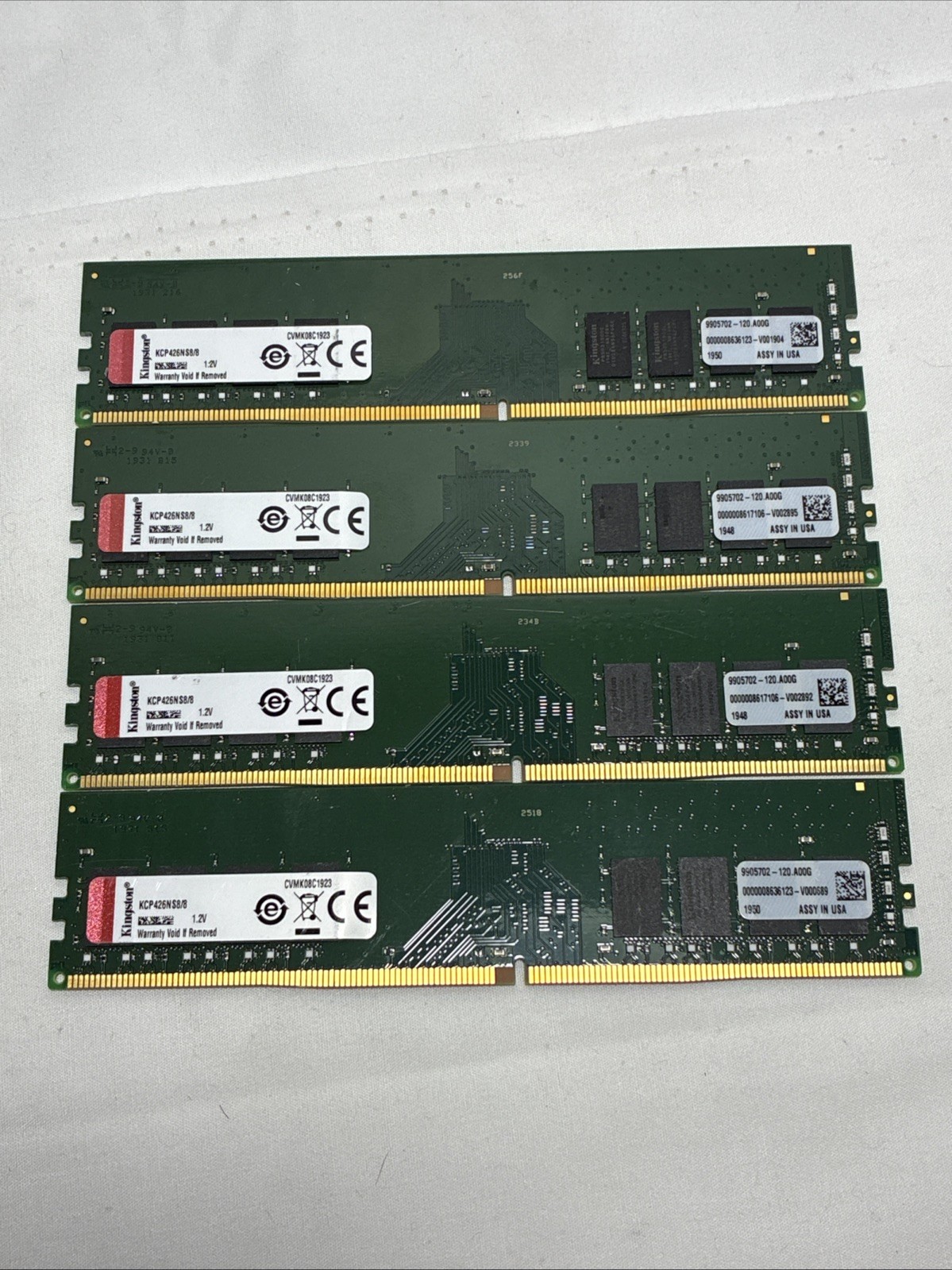 Kingston KCP426NS8/8 32GB (4x8GB) DDR4-2666 288-Pin DIMM Non-ECC Kingston KCP426NS8/8 32GB (4x8GB) DDR4-2666 288-Pin DIMM Non-ECC