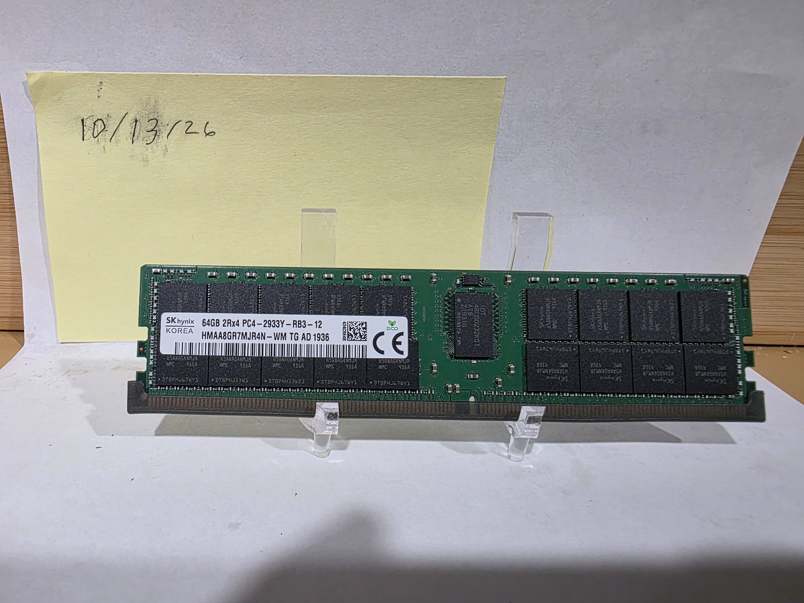 SK Hynix 64GB(1X64GB) 2RX4 PC4-2933Y DDR4 Server Memory HMAA8GR7MJR4N-WM SK Hynix 64GB(1X64GB) 2RX4 PC4-2933Y DDR4 Server Memory HMAA8GR7MJR4N-WM